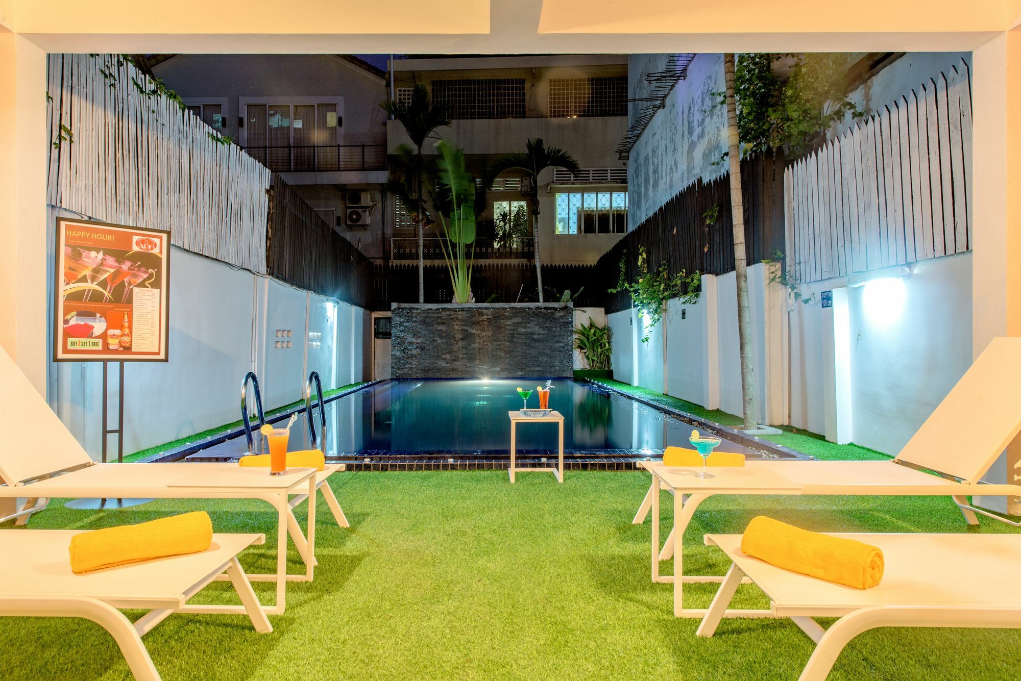 อังกอร์ พาโนรามิค บูติก โฮเทล Hotel เสียมราฐ ภายนอก รูปภาพ