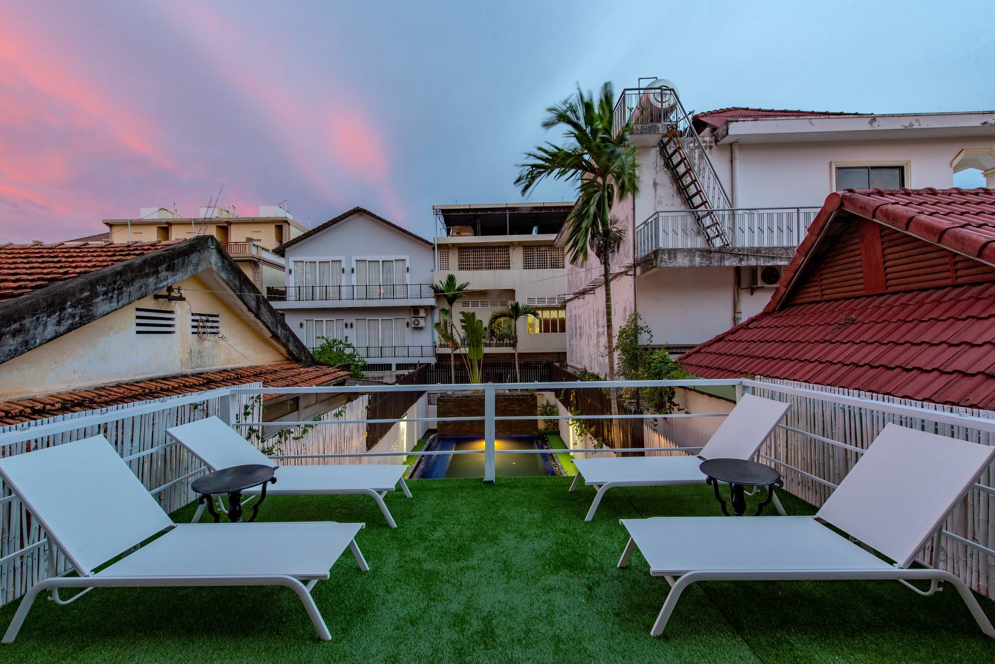 อังกอร์ พาโนรามิค บูติก โฮเทล Hotel เสียมราฐ ภายนอก รูปภาพ