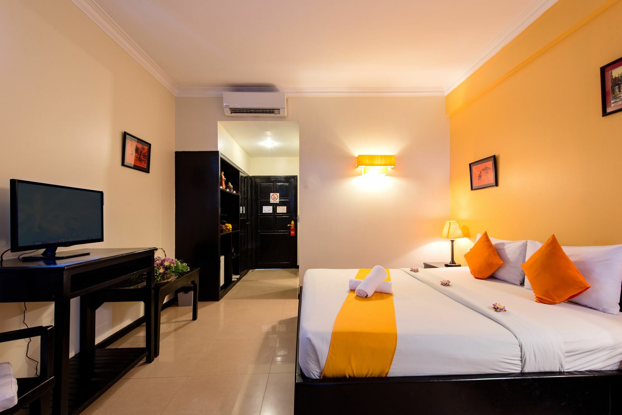 อังกอร์ พาโนรามิค บูติก โฮเทล Hotel เสียมราฐ ภายนอก รูปภาพ