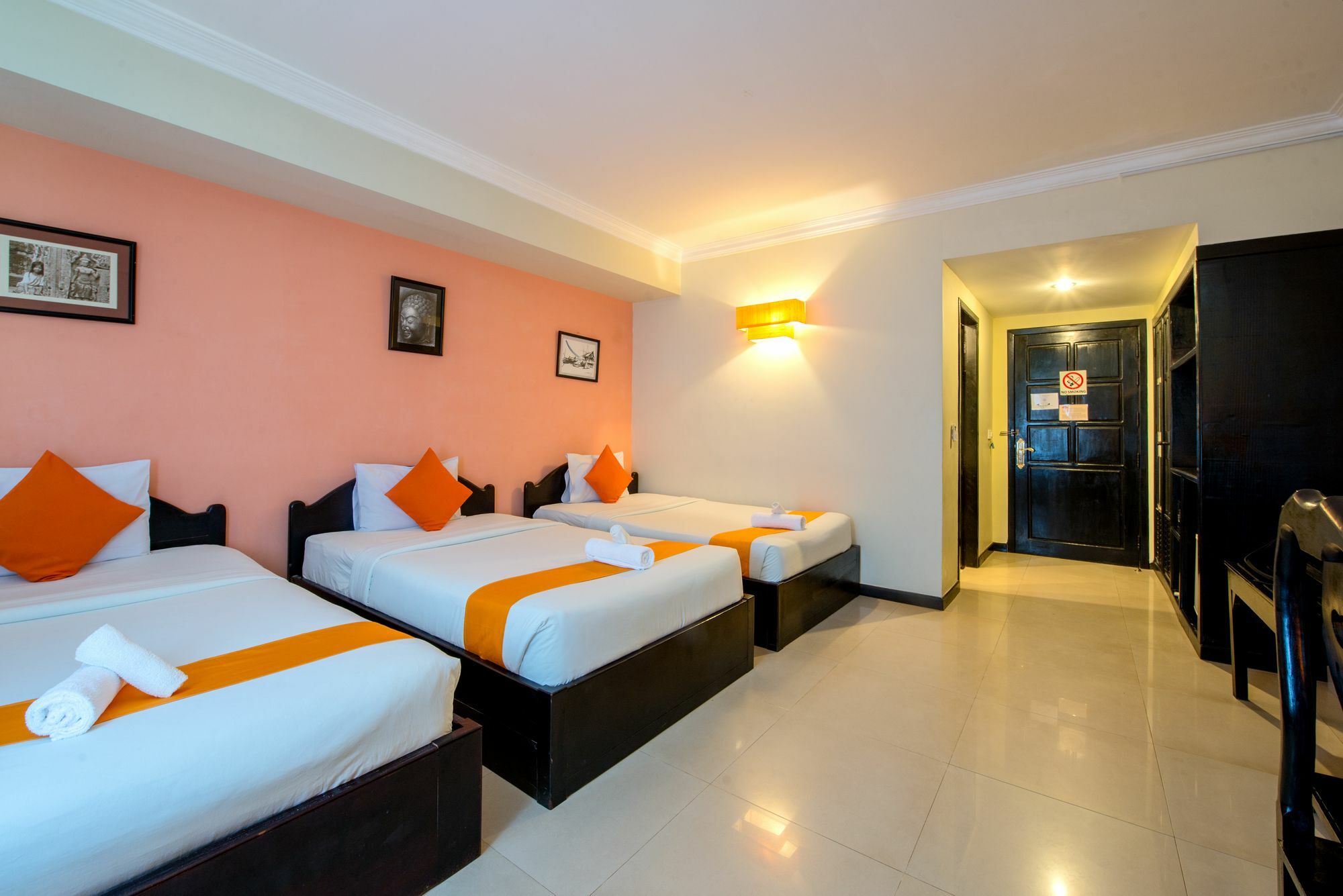อังกอร์ พาโนรามิค บูติก โฮเทล Hotel เสียมราฐ ภายนอก รูปภาพ