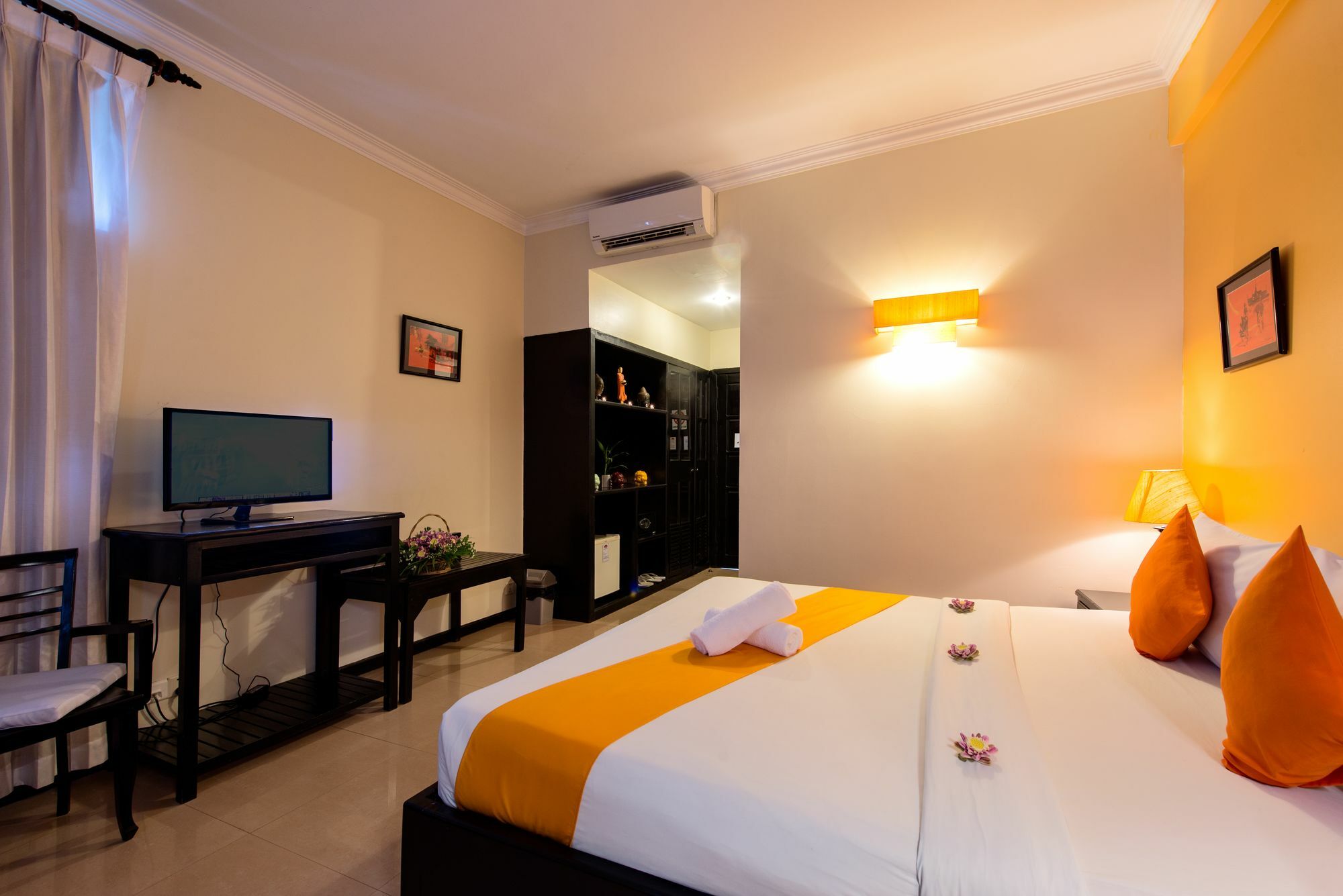 อังกอร์ พาโนรามิค บูติก โฮเทล Hotel เสียมราฐ ภายนอก รูปภาพ
