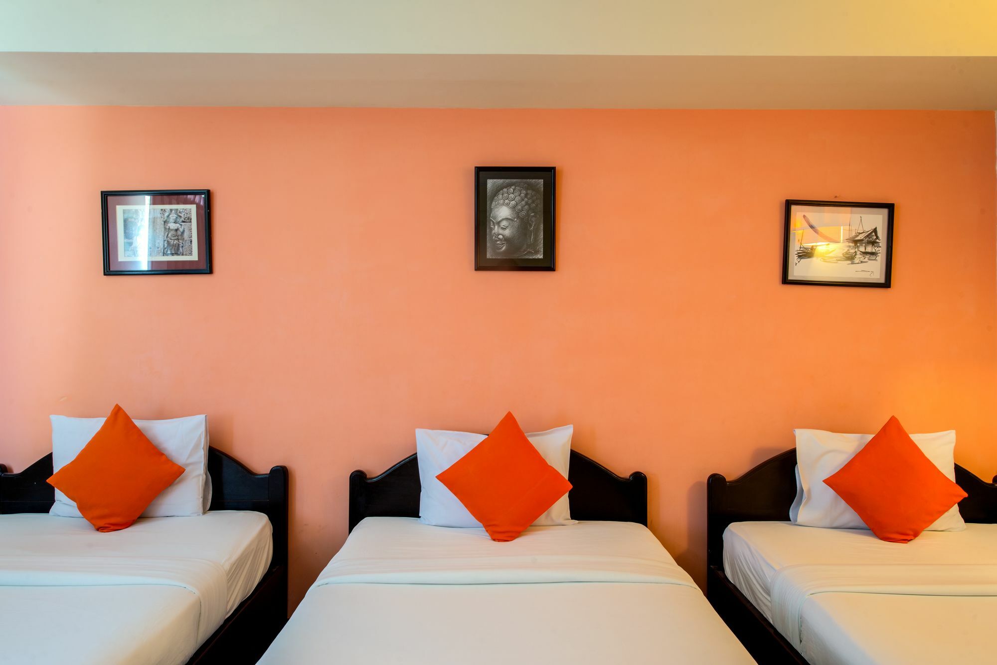 อังกอร์ พาโนรามิค บูติก โฮเทล Hotel เสียมราฐ ภายนอก รูปภาพ