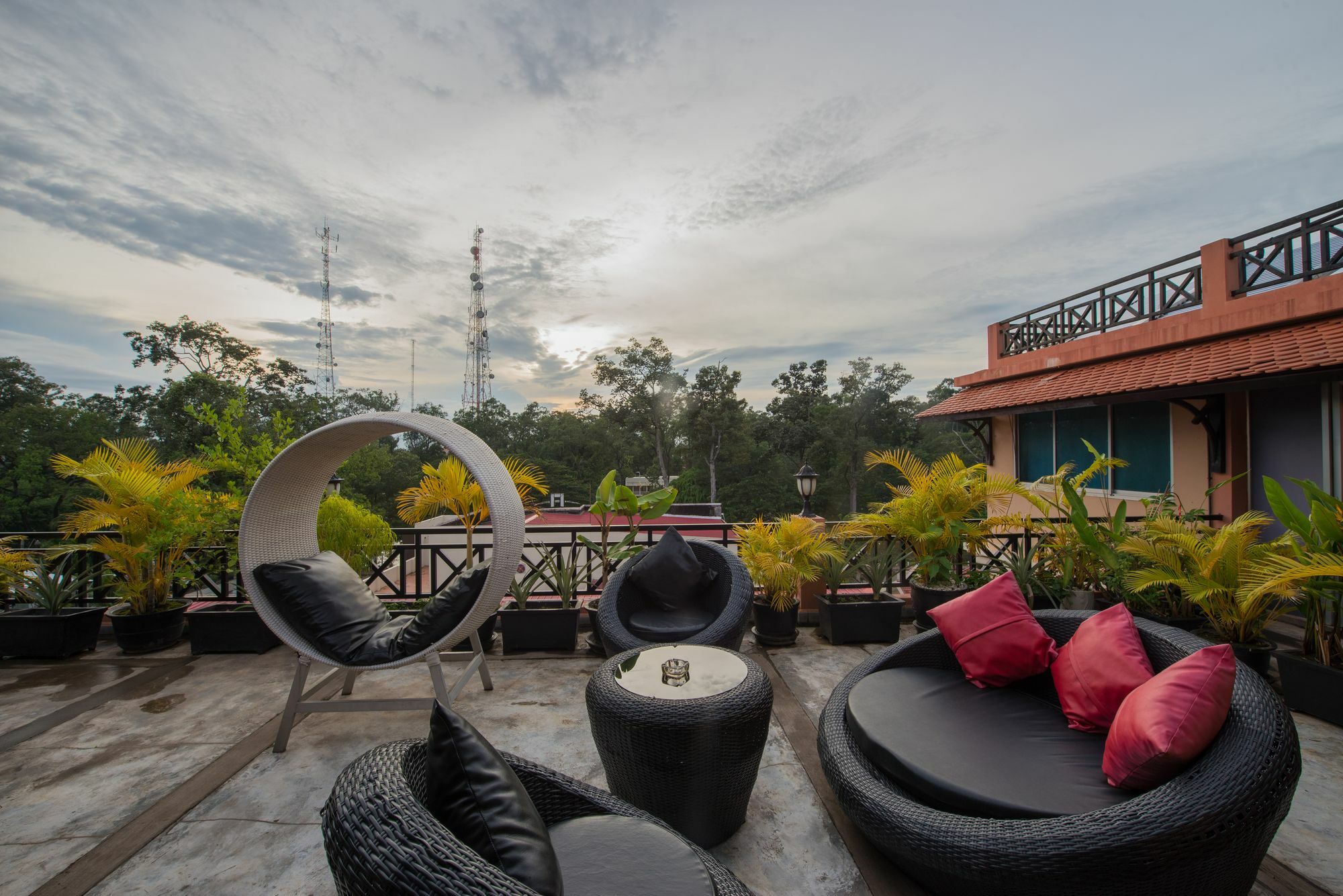 อังกอร์ พาโนรามิค บูติก โฮเทล Hotel เสียมราฐ ภายนอก รูปภาพ
